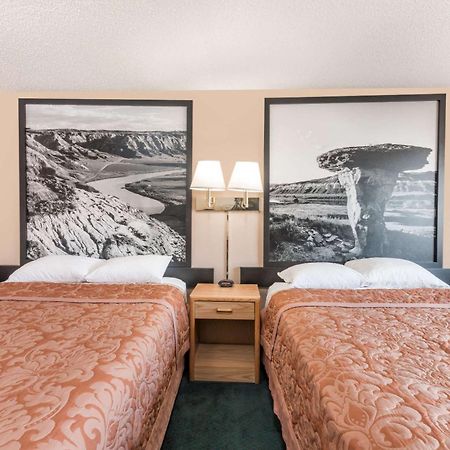 ホテル Super 8 By Wyndham グレンダイブ エクステリア 写真